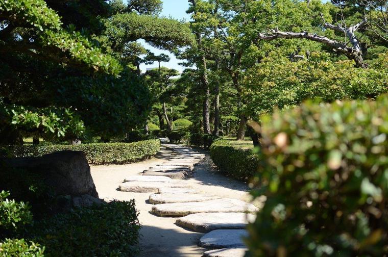 披雲閣庭園