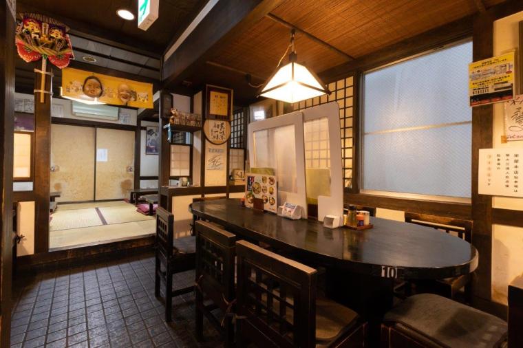 栄屋本店