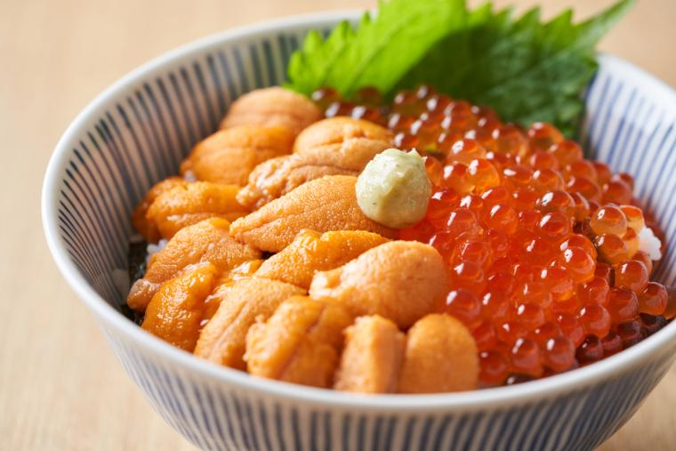海鮮丼（ウニ丼、イクラ丼）