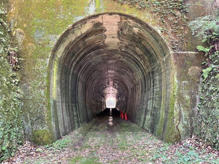 一度も列車が走ることのなかった「幻の鉄道遺跡」！島根県と広島県をつなぐ広浜鉄道