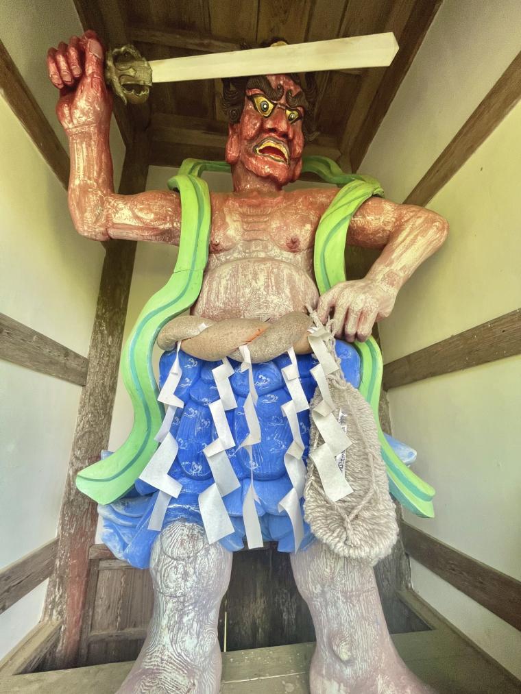 西の高野山ともいわれる島根県の「高野寺」。200 年前の色鮮やかな天井絵が圧巻！