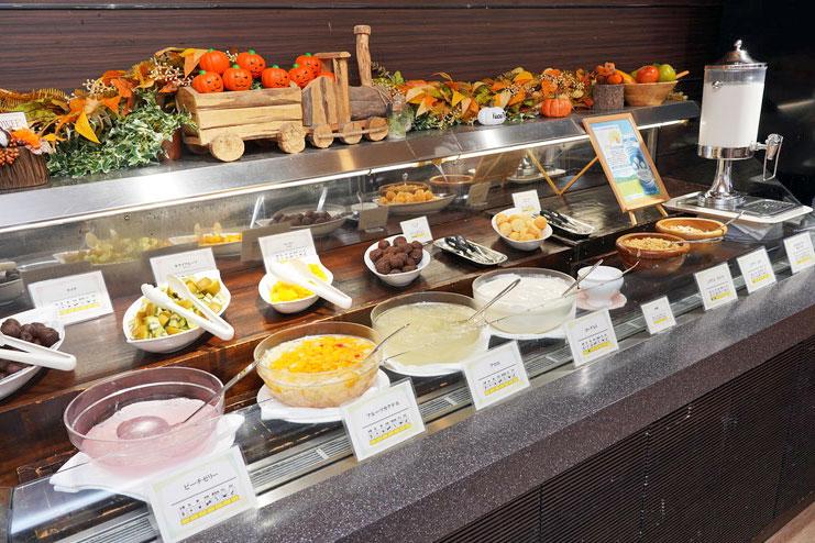「レイクサイドダイニング ラ・ピーナ」の朝食バイキング