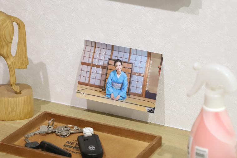 「裏がある京都人のいけずステッカー」玄関編