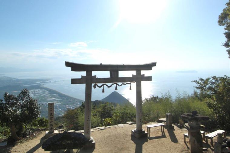 高屋神社