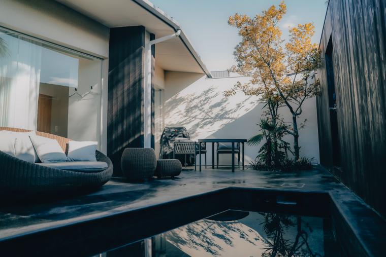 「POOL SUITE」専用のプールとプライベートテラス