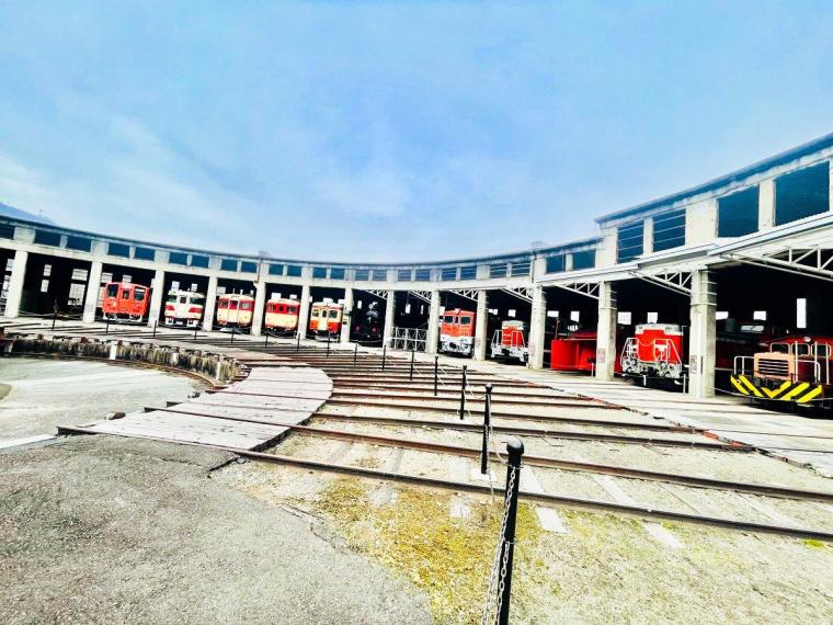 子どもも大人も大興奮！幻の機関車も常設展示される鉄道のテーマパーク｜岡山県津山市