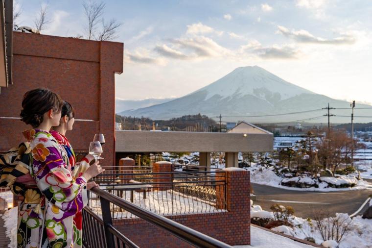 ホテル鐘山苑