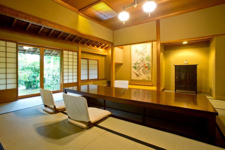 山荘 無量塔