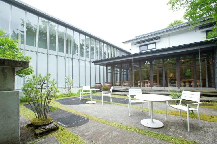 山荘 無量塔