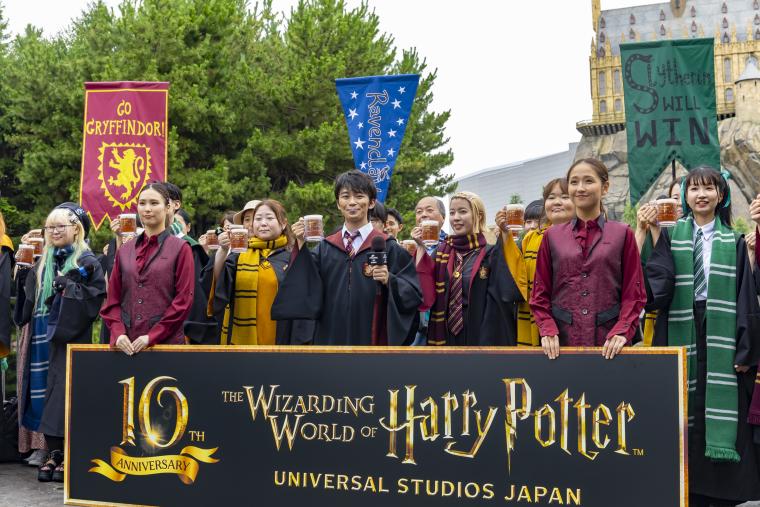 USJ「ハリー・ポッター」10周年・バタービール祝杯
