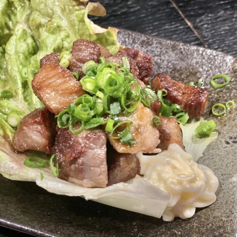 岡山県津山市で肉のプロが営む肉料理専門店！“生肉”ユッケ寿司から津山のソウルフードまで 