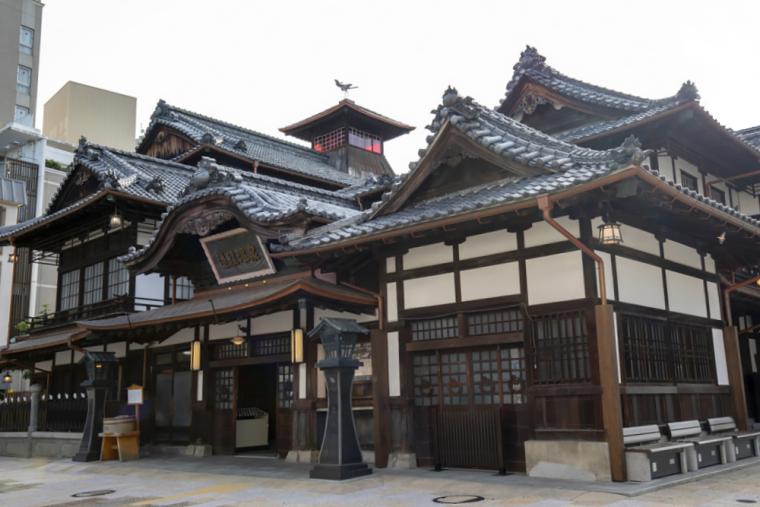道後温泉本館