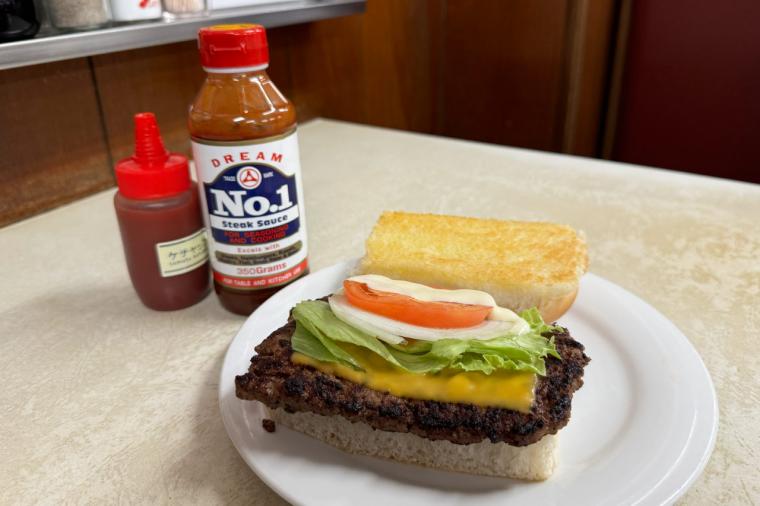 【沖縄】沖縄で一番のステーキ店！？『ジャッキーステーキハウス』の人気と魅力を堪能できるオススメのグルメ（那覇市）