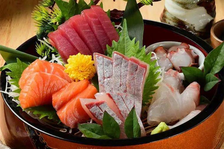 大衆酒場 久米屋 近江八幡