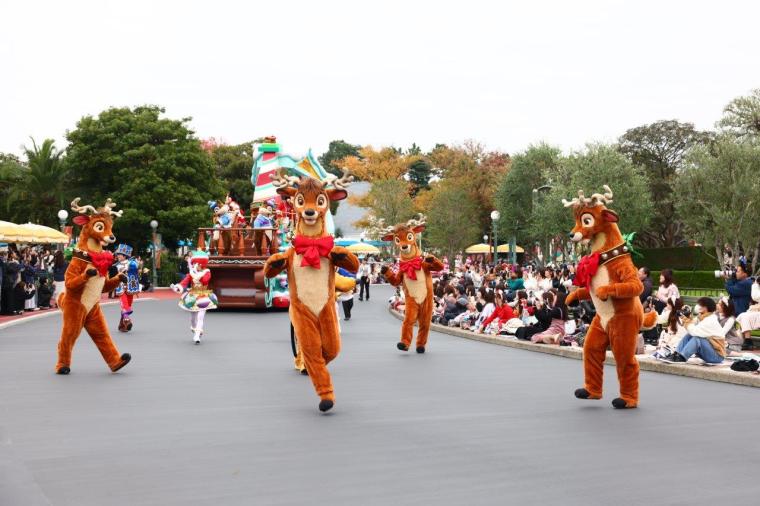 2024年 東京ディズニーランド クリスマス パレード