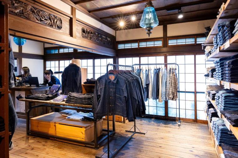 JAPAN BLUE JEANS