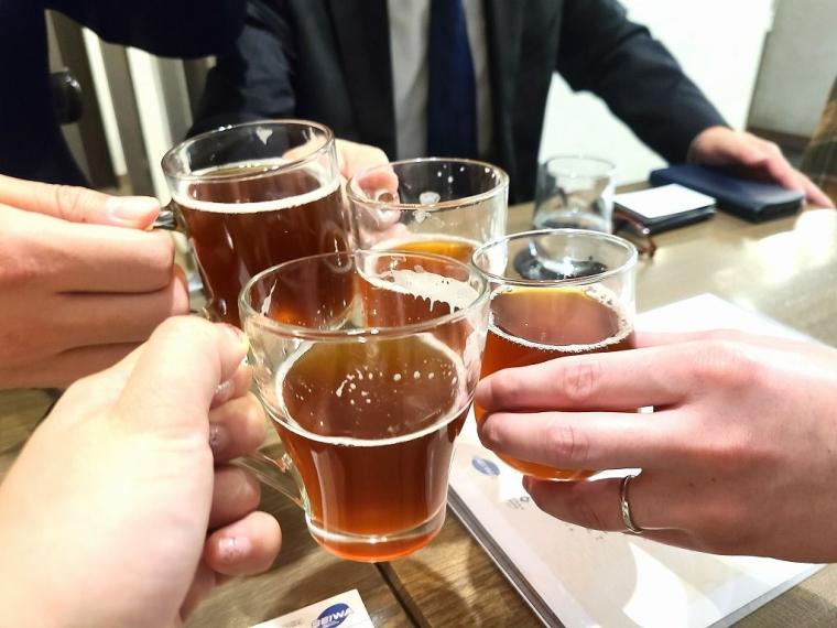 寒～い冬の新定番！？兵庫県発の“温かなビール”が北海道の乾杯を変える！？｜クラフトビール専門店「Atta maruyama」