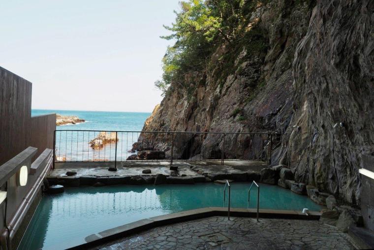 ホテル浦島