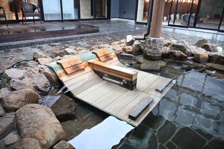 「土佐望月温泉 姫若子の湯」県内最大級の露天風呂に高知初の高濃度人工炭酸泉