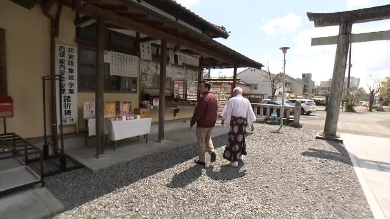 【静岡県藤枝市・飽波神社】サッカーのまちに暮らす神様は“蹴球”がお好き?
