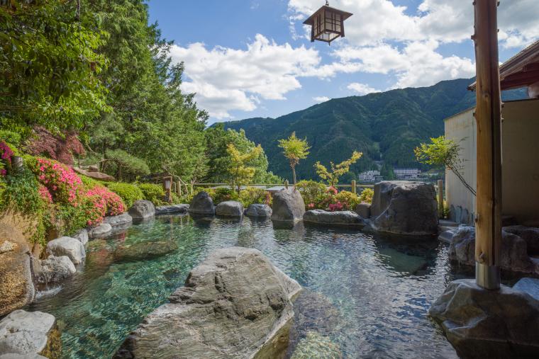 湯之島館温泉