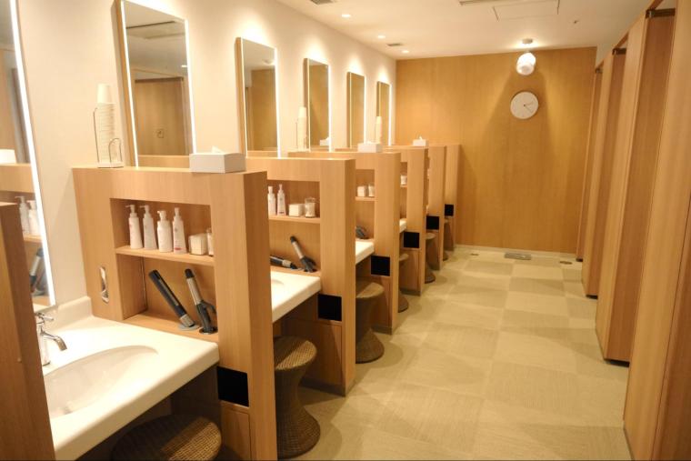 もう空港難民にならない！那覇空港に宿泊できる「ファーストキャビン」新スタイルのホテルが開業、シャワー・デイユースも OK