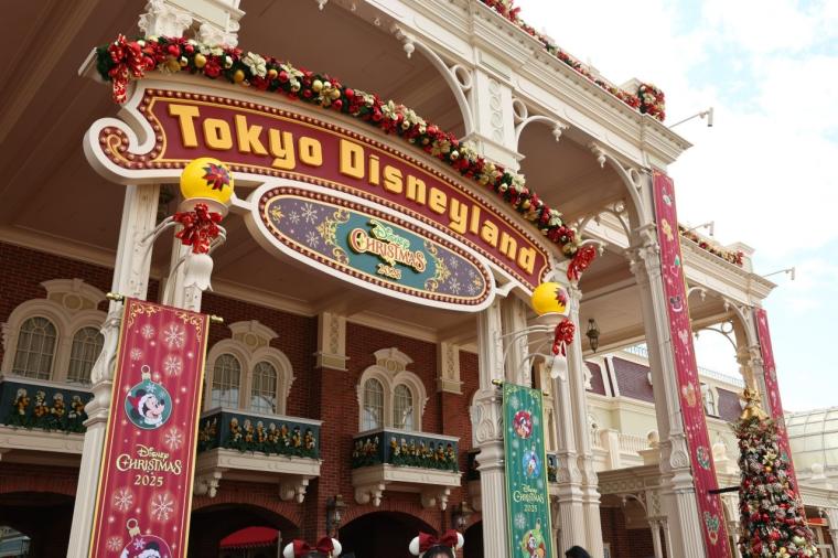 新パレード「トイズ・ワンダラス・クリスマス！」がすごい！東京ディズニーランドのクリスマス