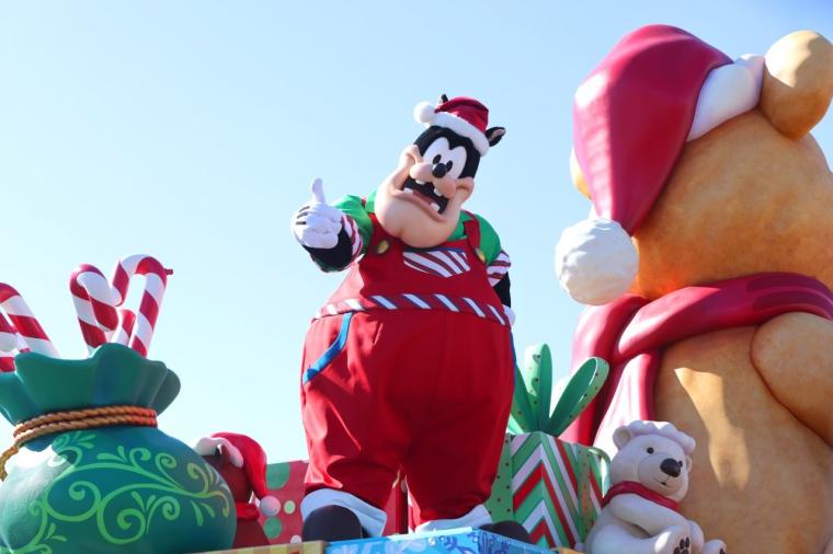 新パレード「トイズ・ワンダラス・クリスマス！」がすごい！東京ディズニーランドのクリスマス