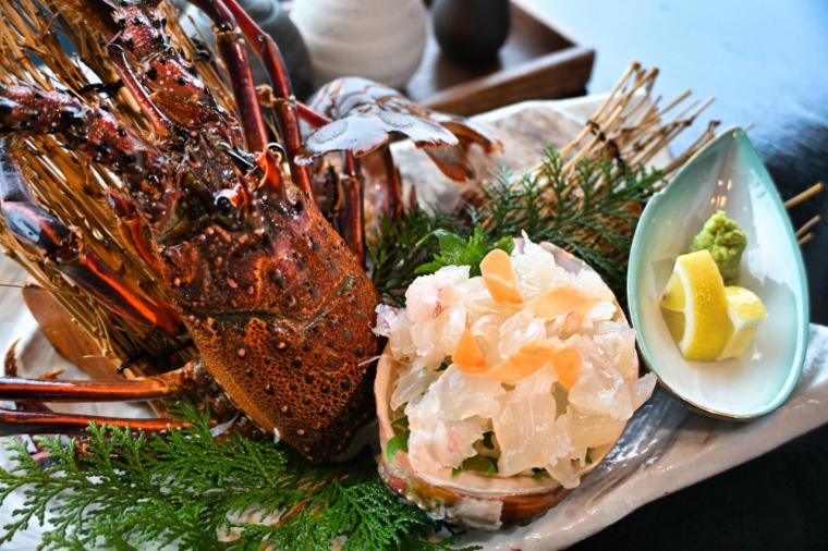 泊まってみたい高知のお宿「鰹乃國の湯宿 黒潮本陣」季節限定のイセエビも！
