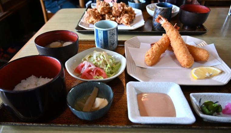 創業40年！高知の人気食事処「帆竿」