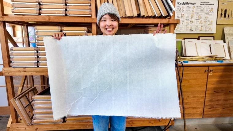 1300年の歴史！鳥取・青谷「あおや和紙工房」で和紙作り体験