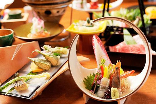 箱根湯本温泉　ホテル南風荘