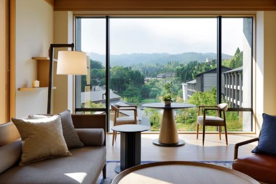 ＲＯＫＵ　ＫＹＯＴＯ，　ＬＸＲ　Ｈｏｔｅｌｓ　＆　ＲｅｓｏｒｔｓROKUスイート客室