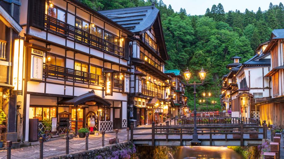 銀山温泉