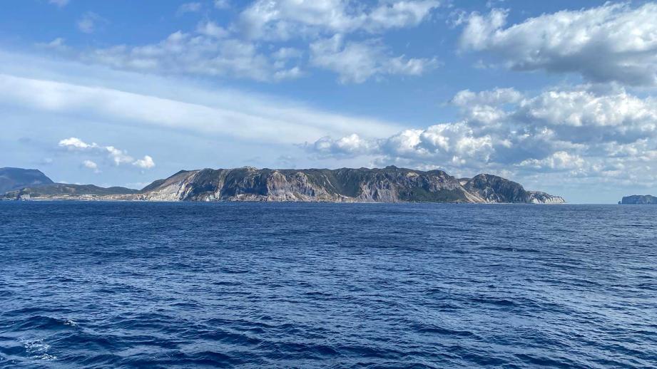 東京の離島で南国気分を満喫！新島の魅力を存分に味わうモデルコース