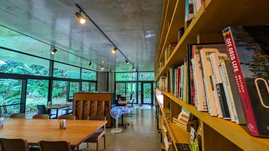 わざわざ行きたい！やんばるの森を味わうカフェBookcafe Okinawa Rail（ブックカフェオキナワレイル）（国頭村）