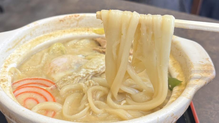 行列ができる富山名物もつ煮込みうどん【糸庄】ファボーレ店だけで食べられる新メニュー：グリーンカレー