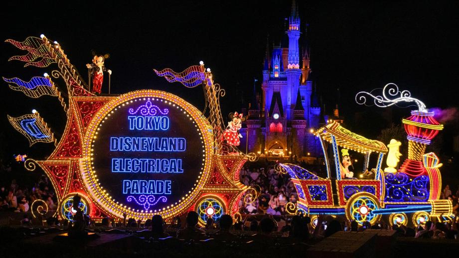 東京ディズニーランド「エレクトリカルパレード・ドリームライツ」