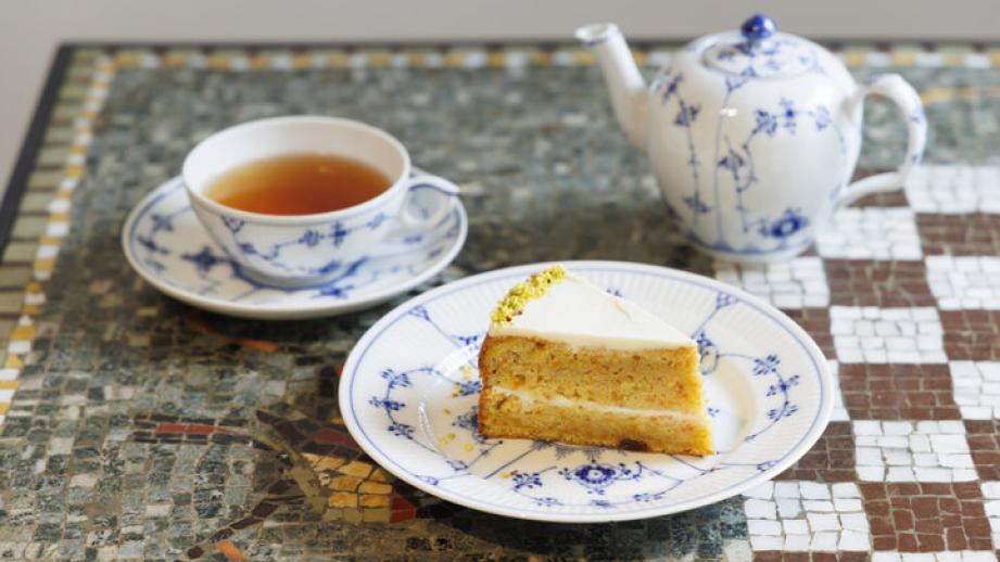代官山の新しいスポット「Lurf MUSEUM」でアートを楽しみながら紅茶とキャロットケーキを