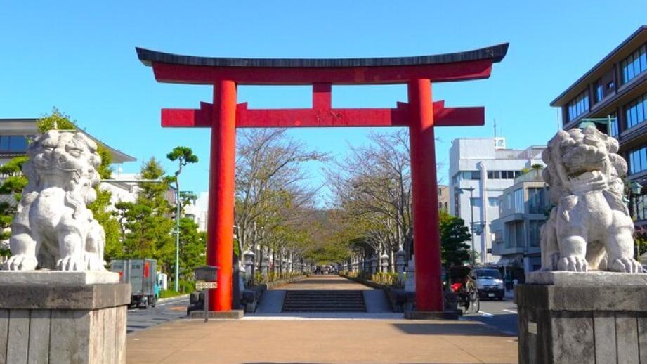 鎌倉の奥行きにふれる街さんぽ♪古都の朝からティータイムまで