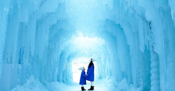 「まほら岩⼿ 氷の世界」