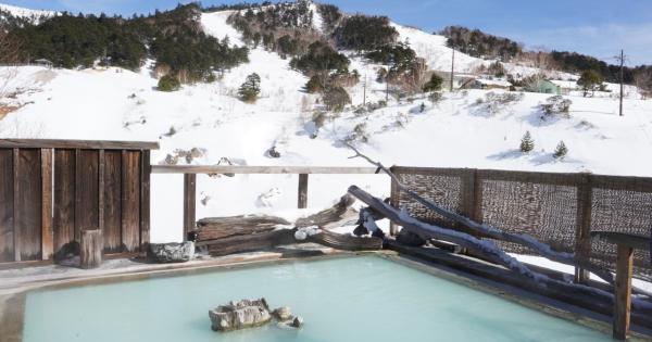 日本一標高の高い温泉宿！万座温泉 日進舘の絶景風呂と充実したプログラムで心身を健やかに 