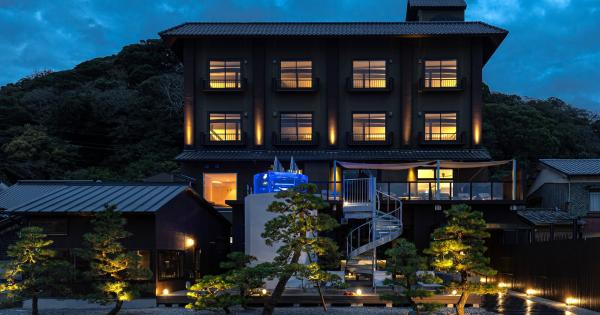 「中尾甚六HOTEL」本館外観