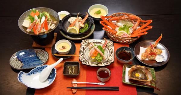 カニづくしで半世紀！まるごと茹でガニに刺身、バター焼きも【市山】砺波の割烹で味わうカニ料理