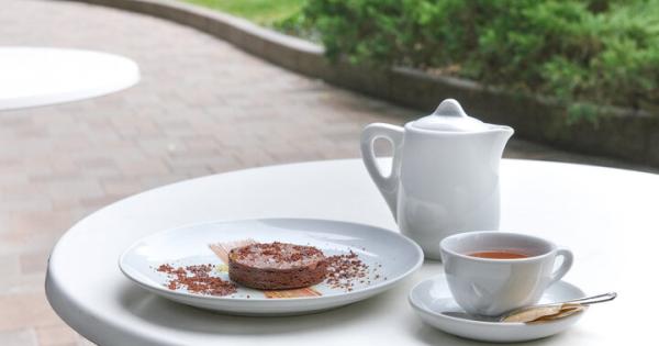 丸の内ブリックスクエアの緑豊かなイタリアン「 A16 TOKYO」で大人の贅沢ランチ
