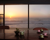 山海館