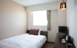HOTEL day by day